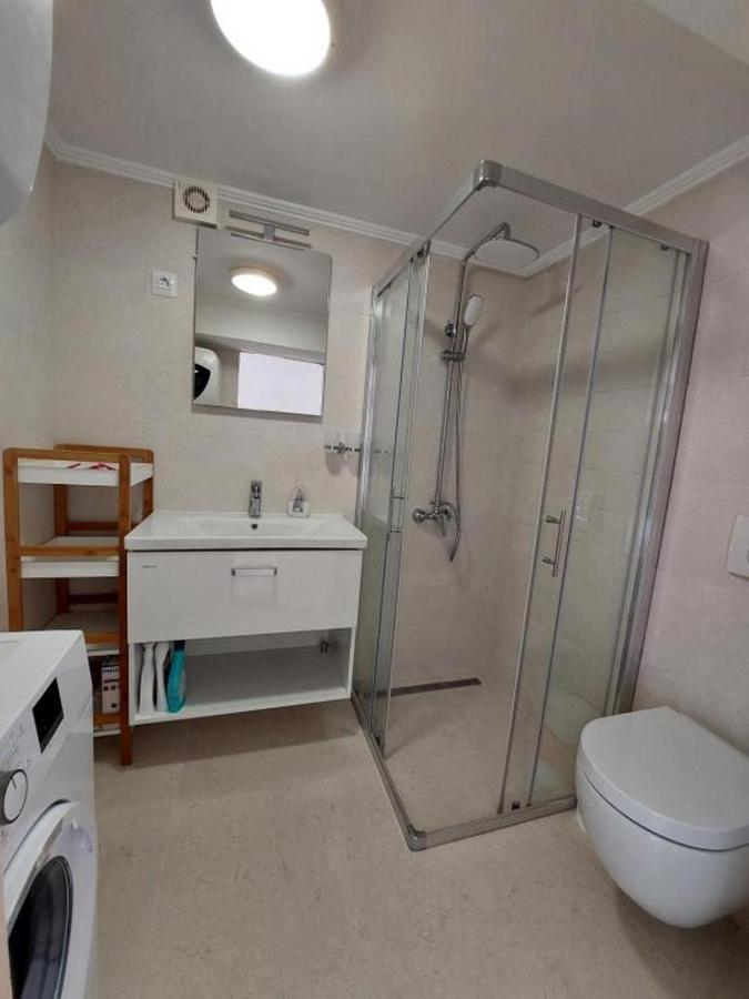 Apartments Joni Cikat マリ・ロシニュ エクステリア 写真